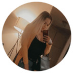 View cryyystal_nicole (Crystal Nicole) OnlyFans 49 Photos and 32 Videos leaks 

 profile picture