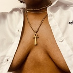 View Vixenn (divineee5) OnlyFans 94 Photos and 32 Videos for free 

 profile picture