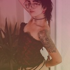 View emosuicidegirl (Haylee Rose 🌹 👑🖤) OnlyFans 599 Photos and 58 Videos leaked 

 profile picture