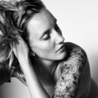 goodvibesliving (Gina) OnlyFans content 

 profile picture