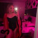 View Hollie❤️ (hollieeeb) OnlyFans 114 Photos and 32 Videos for free 

 profile picture