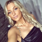 View karina (karinared) OnlyFans 172 Photos and 32 Videos leaked 

 profile picture