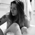 Free access to lolaversailles (Lola Versailles) Leaks OnlyFans 

 profile picture