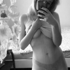 View lunassight2.0 (Luna2.0🌙) OnlyFans 249 Photos and 32 Videos gallery 

 profile picture