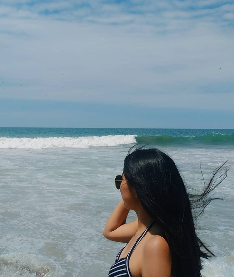 mia_latina onlyfans leaked picture 2