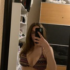 View mielenaxc (Mielenaxc) OnlyFans 49 Photos and 32 Videos for free 

 profile picture
