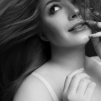 Get Free access to milenahime_tyan Leaked OnlyFans 

 profile picture