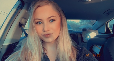 Header of milfmom00