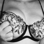 View mmelinaxoxo OnlyFans videos and photos for free 

 profile picture