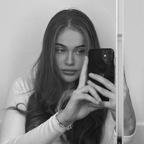 Get Free access to @n_18mr (Nicole 💟) Leaks OnlyFans 

 profile picture