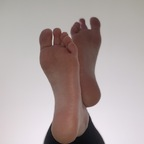 View poppypetitefeet OnlyFans content for free 

 profile picture