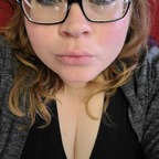 View queengeek (Queen Geek) OnlyFans 153 Photos and 32 Videos for free 

 profile picture