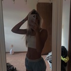 View s (sarahhhhhhsss) OnlyFans 49 Photos and 32 Videos for free 

 profile picture