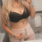 View scarlettrose53 (Scarlett Rose) OnlyFans 68 Photos and 32 Videos for free 

 profile picture