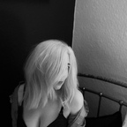 secretboudoir (Le Secret Boudoir) OnlyFans Leaked Pictures & Videos 

 profile picture