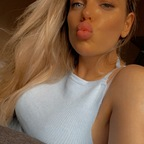Onlyfans leaked shnnax 

 profile picture