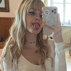 shyphoebefree (Free Phoebe 💕) OnlyFans content 

 profile picture
