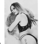 View Crystal Honeycheeks💋✨ (u130322282) OnlyFans 49 Photos and 32 Videos for free 

 profile picture