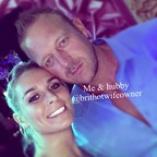 View ukhotwifecouple OnlyFans videos and photos for free 

 profile picture
