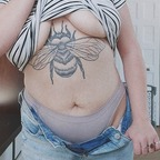 View Rylie 👹 (weirdwithrylie) OnlyFans 49 Photos and 32 Videos for free 

 profile picture